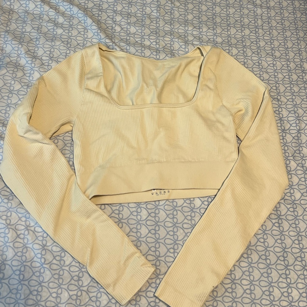 Square Neck Ribbed Long-Sleeve Crop Top in Cream